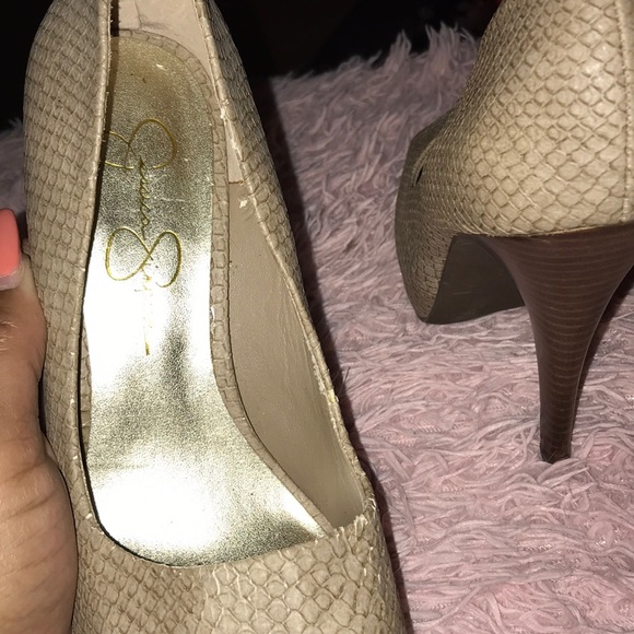 Jessica Simpson Heels - Picture 3 of 4